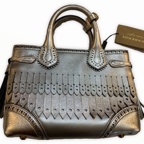 BURBERRY Metallic Calfskin Broguing Small Banner - Picture 9 of 16